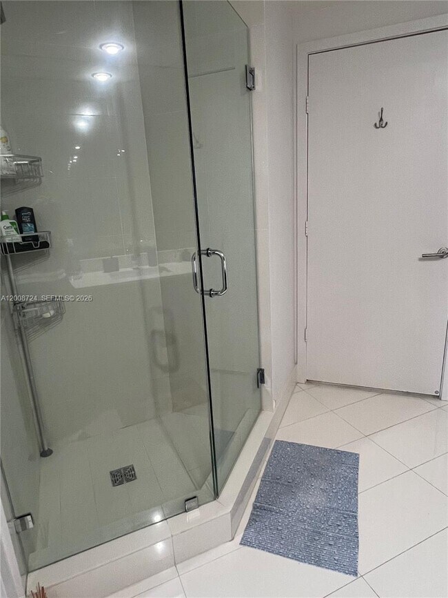 Building Photo - 1100 S Miami Ave