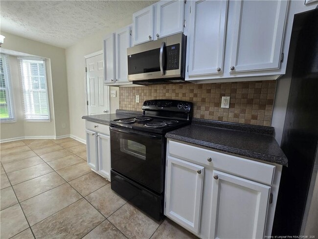 Building Photo - 625 Winthrop Ct