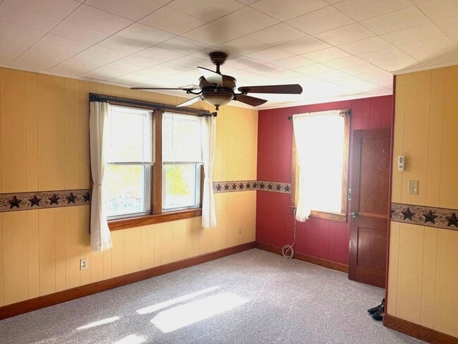 Building Photo - 10899 Fish and Game Rd