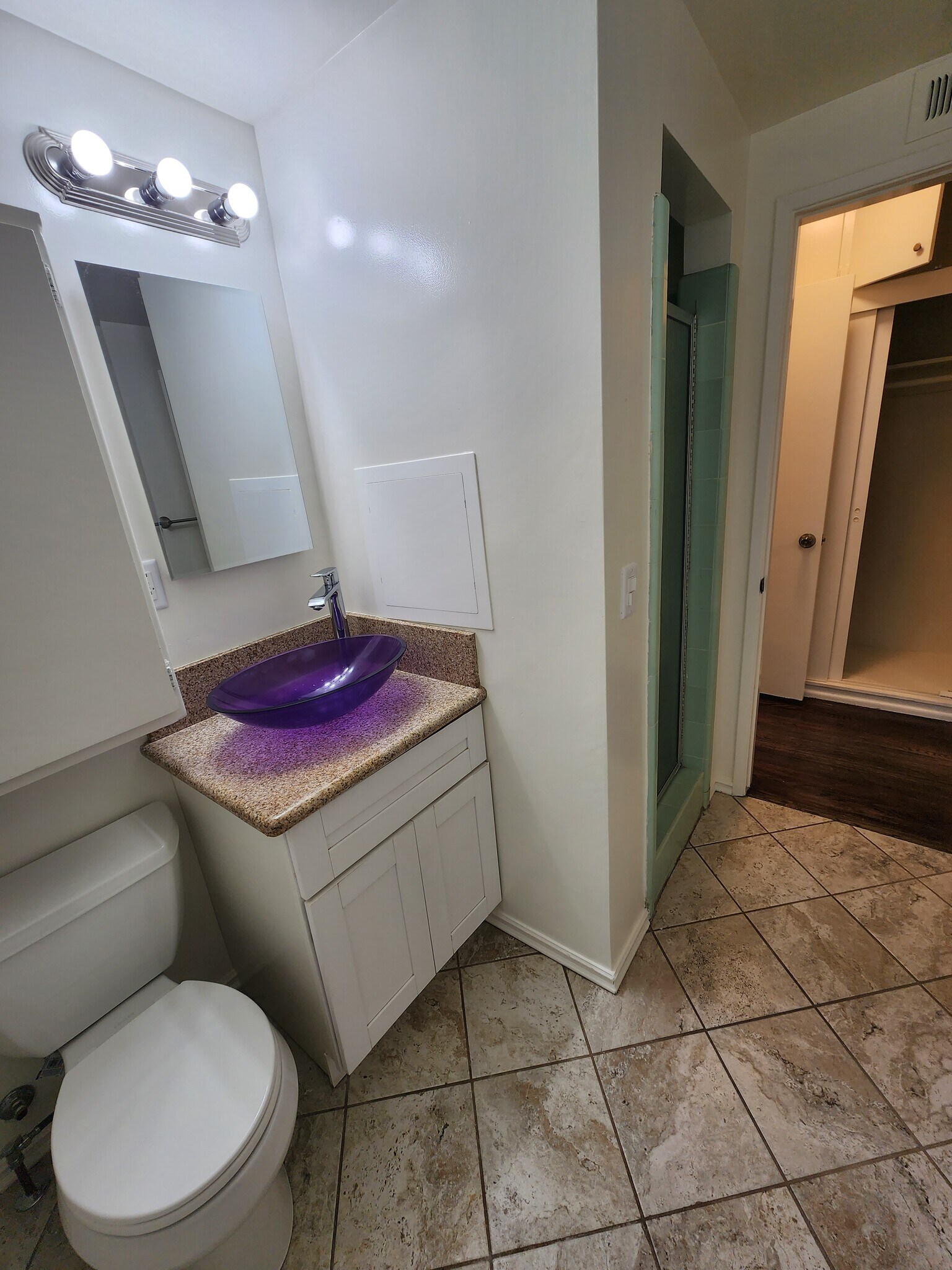 Building Photo - 4131 Aralia Rd