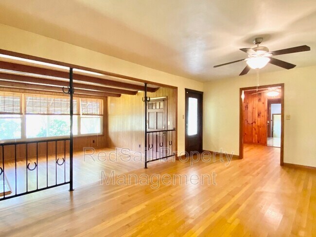 Building Photo - 315 Bunting Point Rd