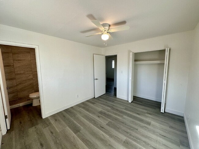 Building Photo - 4577 N Palo Verde Ln