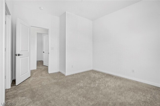 Building Photo - 6170 Redstone Hls Dr