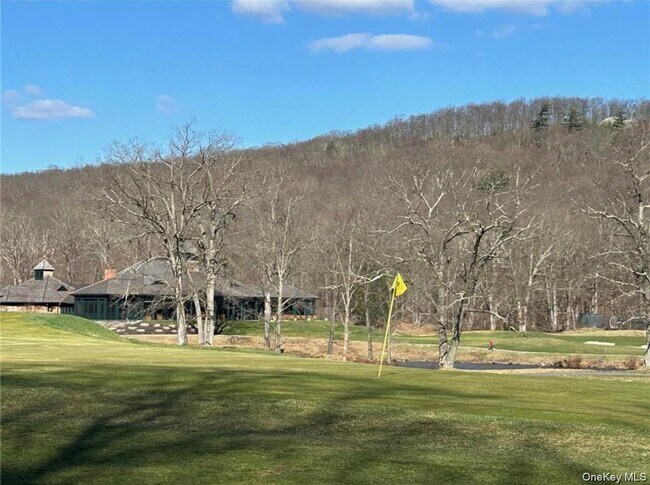 Building Photo - 56 Clubhouse Rd