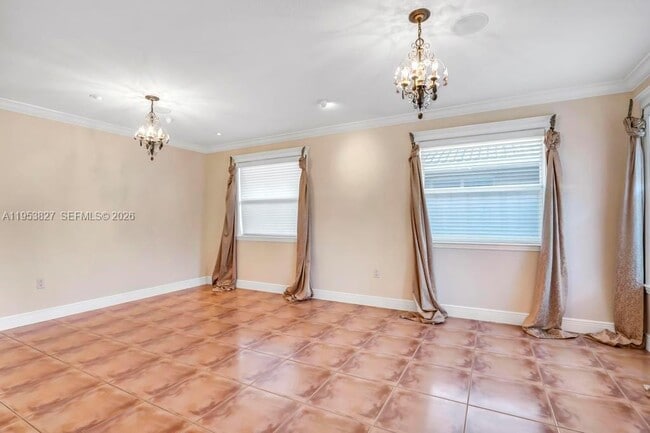 Building Photo - 4370 SW 82nd Ave