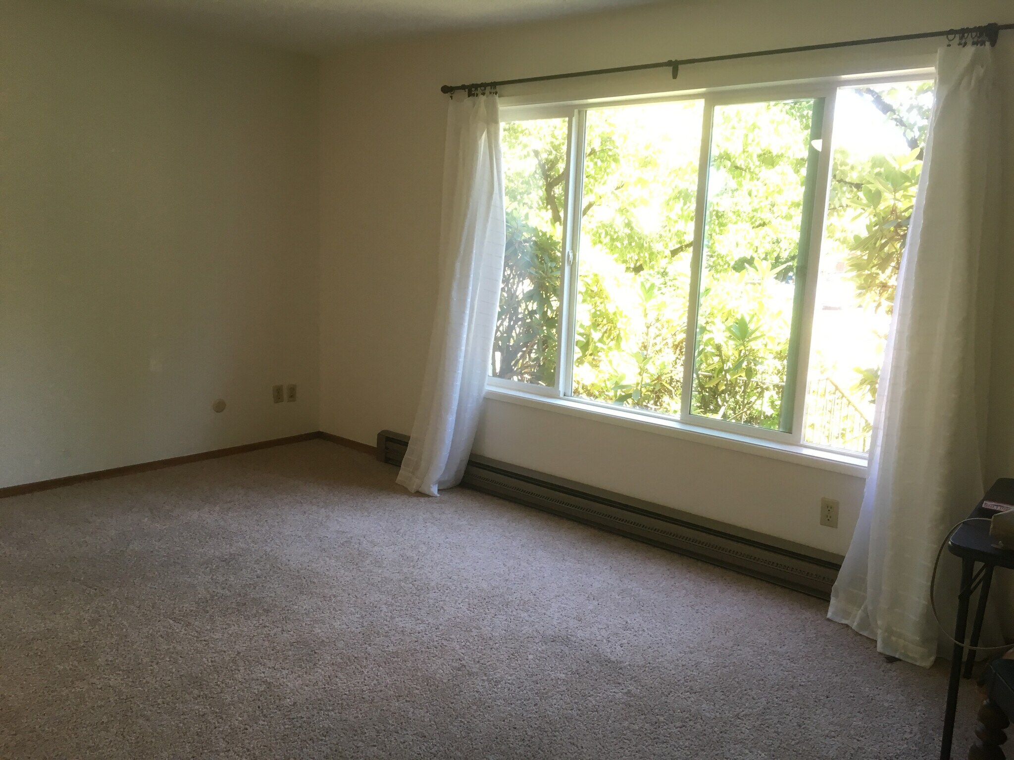 Building Photo - 1227 NE 27th ave