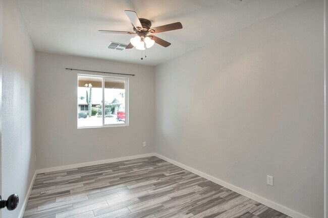 Building Photo - Modern Home with Pool in the Best ASU neighborhood