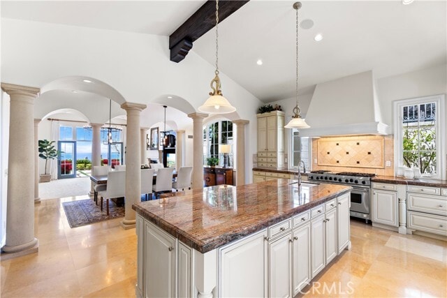 Building Photo - 26 Cliffhouse Bluff