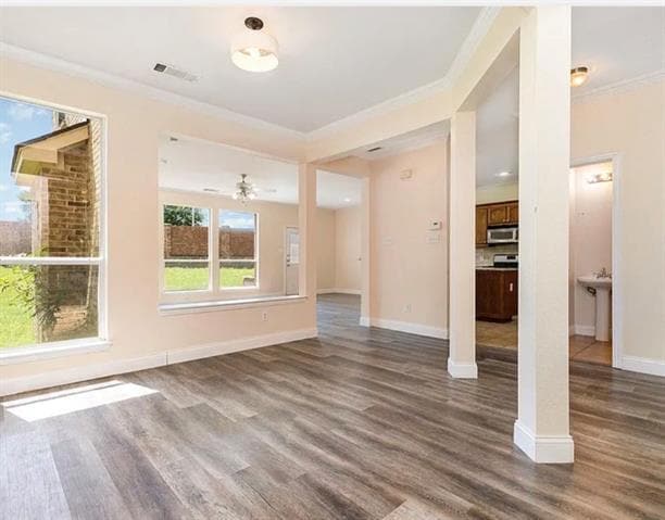 Building Photo - 11801 Cottontail Dr