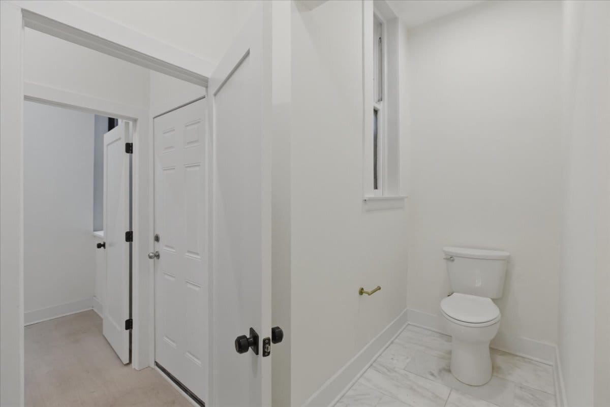 Building Photo - 4004 N Bell Ave