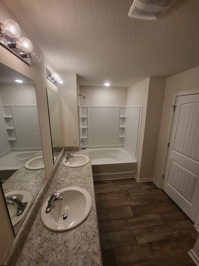 Building Photo - 839 Moorhen Wy