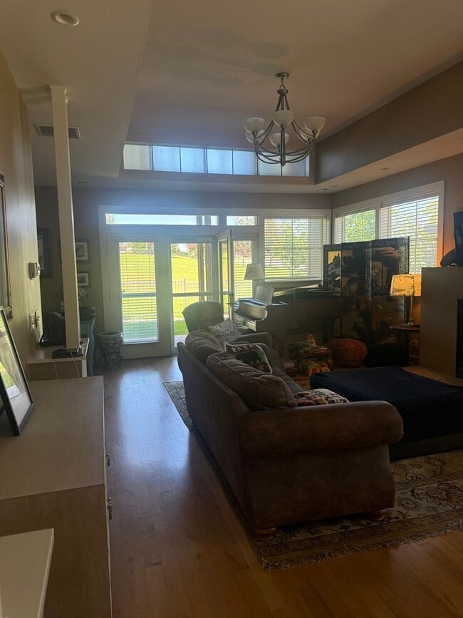 Building Photo - Rare Find- Home for Rent in the Knolls Community