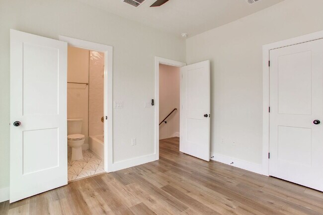 Building Photo - Build in 2025, 3 bed 3 bath near downtown!
