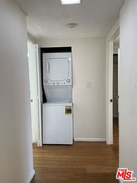 Building Photo - 600 W 9th St