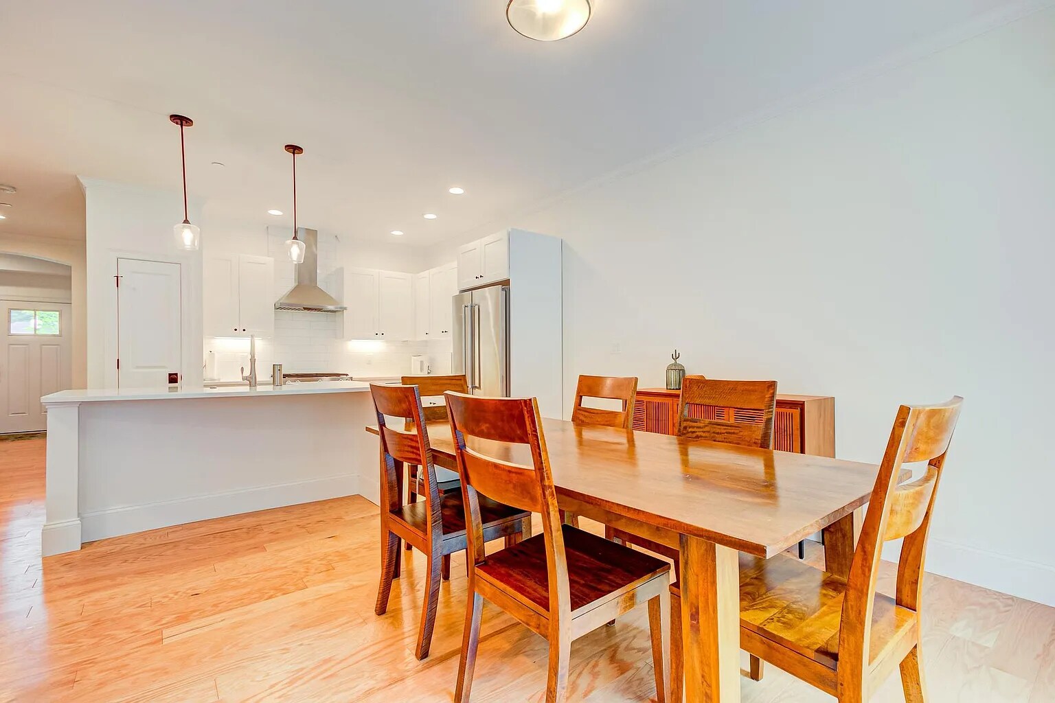 Building Photo - 23 Lily Pond Ln