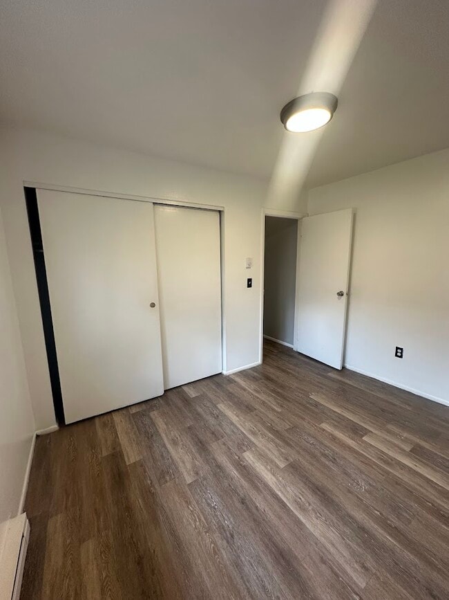 Building Photo - 4365 Powell Rd