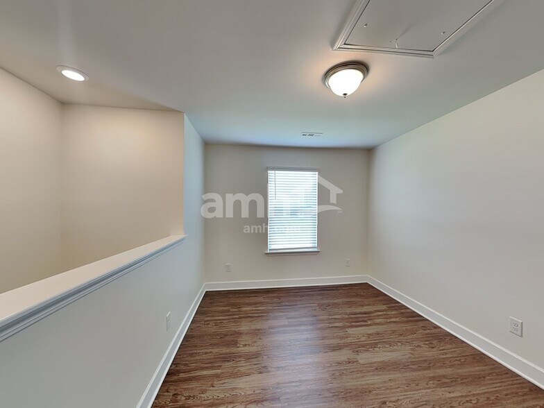Building Photo - 4805 Horatio Ct