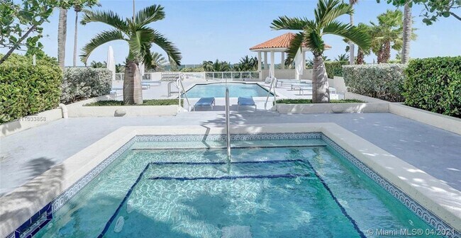 Building Photo - 7330 Ocean Terrace