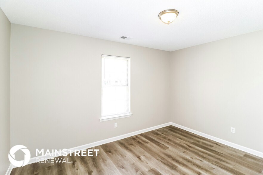 Building Photo - 1021 Crayton Ridge Dr