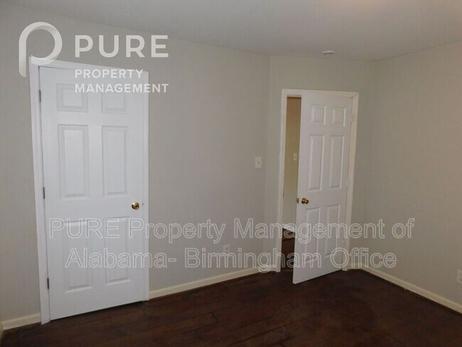 Building Photo - 5208 Highland Ave