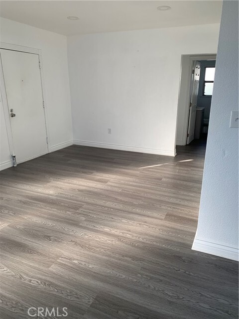 Building Photo - 8249 Oleander Ave