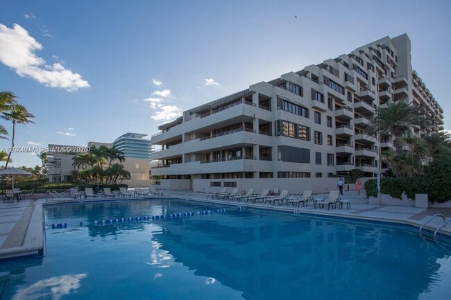 Building Photo - 201 Crandon Blvd