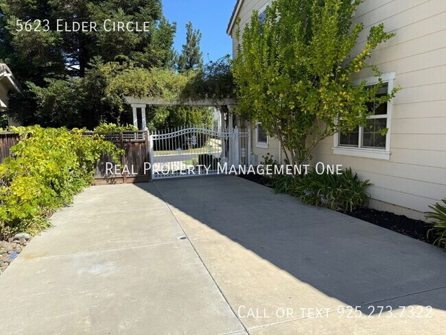 Building Photo - 5623 Elder Cir