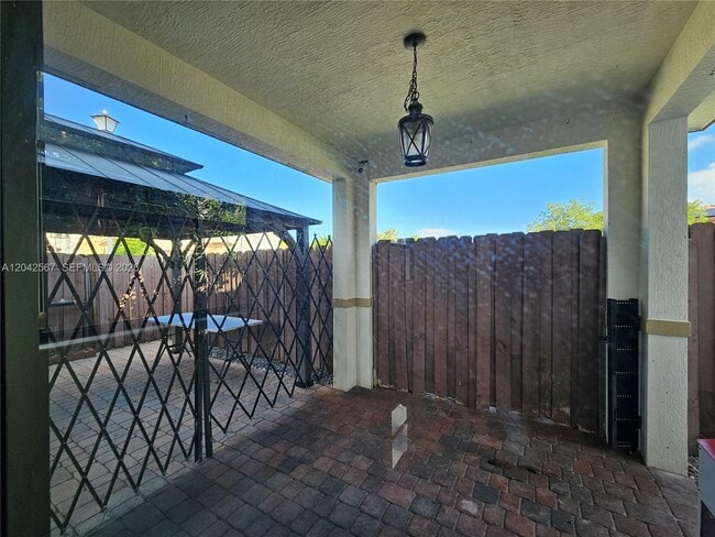 Building Photo - 23991 SW 114th Ct