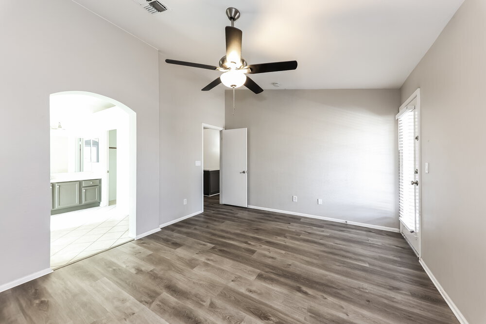 Building Photo - 7706 W San Miguel Ave