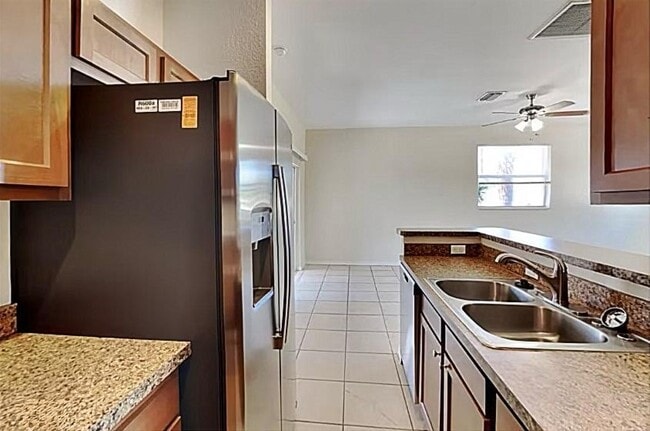 Building Photo - 17364 Barbara Dr