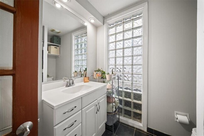 Building Photo - 287 14th St NW