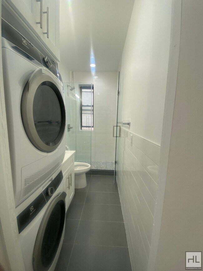 Building Photo - NOSTRAND AVENUE / Newly Renovated 3-bed, 1...