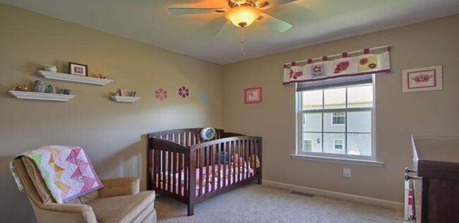 Building Photo - 2119 Quail Hollow Dr