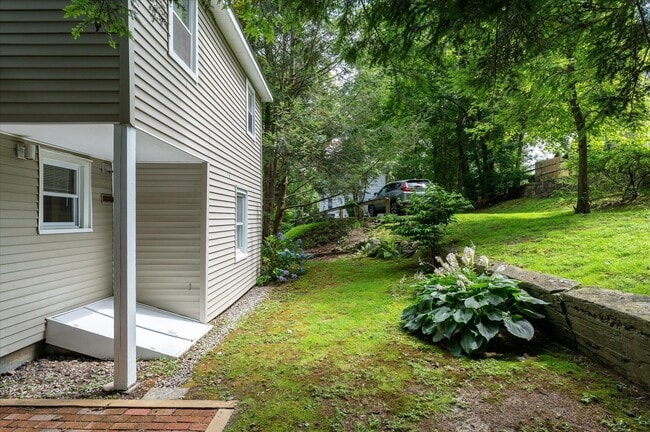 Building Photo - 2 Congdon Ln