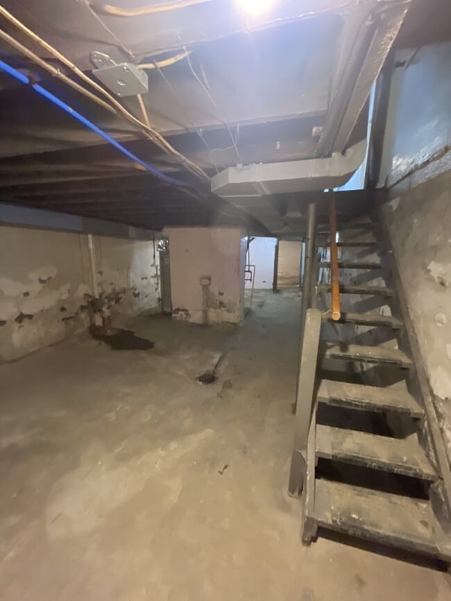 Building Photo - 618 Penn Ave