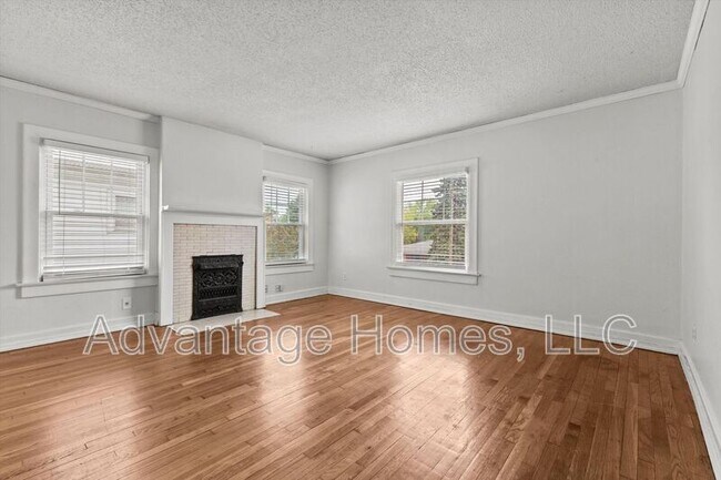 Building Photo - 315 Garfield Ave