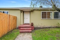 Building Photo - 4811 N Maryland Ave