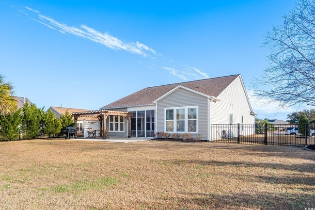 Building Photo - 2401 Hobart St