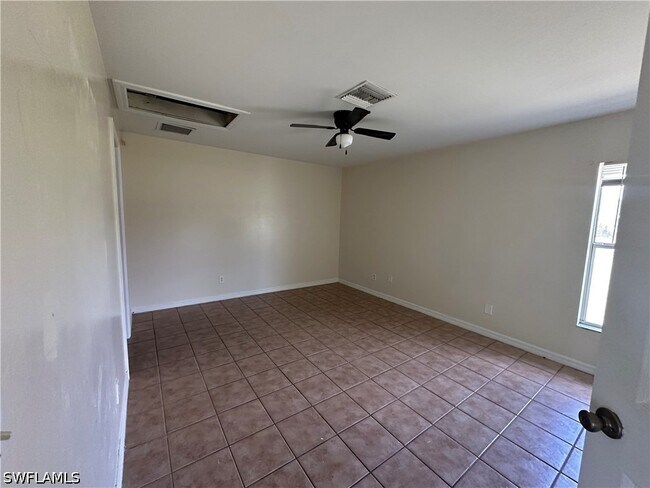 Building Photo - 3965 20th St W