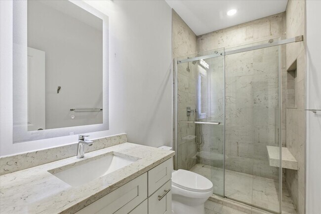 Building Photo - 4101 S Drexel Blvd