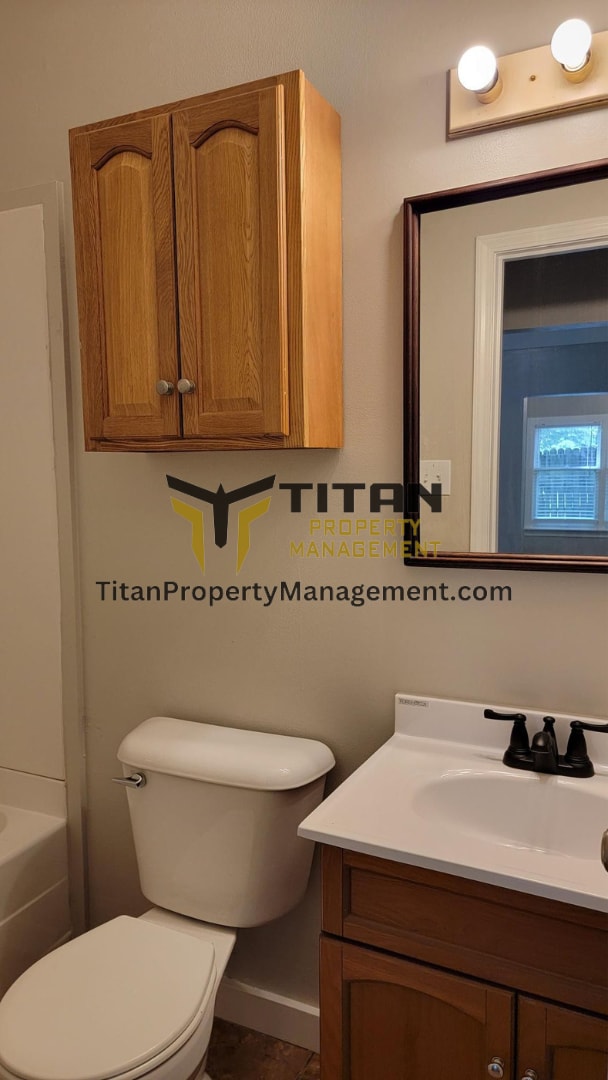 Building Photo - Large 2bed/2bath home