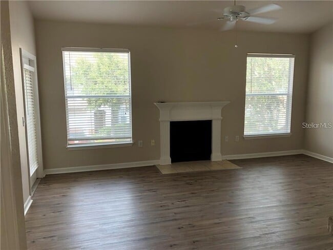 Building Photo - 10526 Villa View Cir