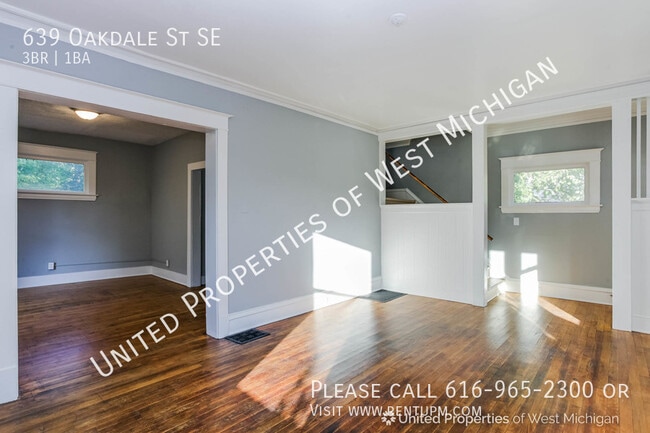 Building Photo - Tours Estimated to Begin 2/7 | 3 Bedroom 1...