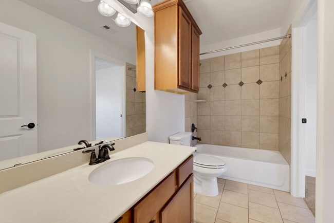 Building Photo - 12 Tassia Ln