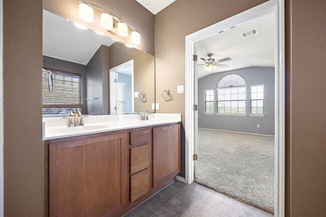 Building Photo - 14908 Staked Plains Loop