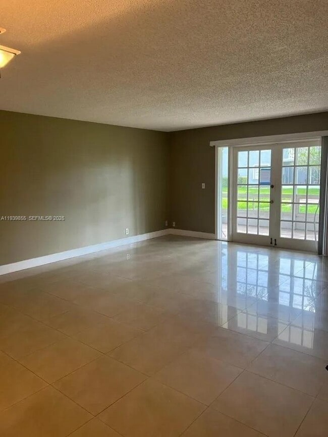 Building Photo - 7552 Stirling Rd