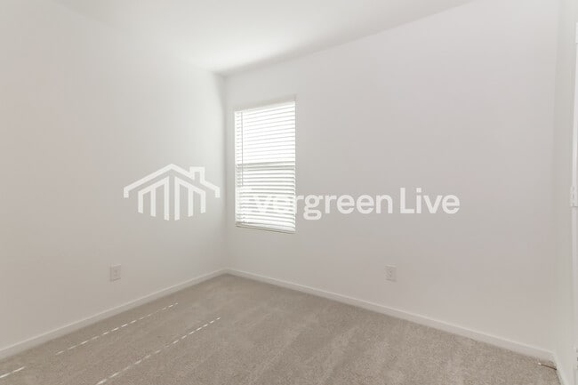 Building Photo - 2033 Belgian Dr