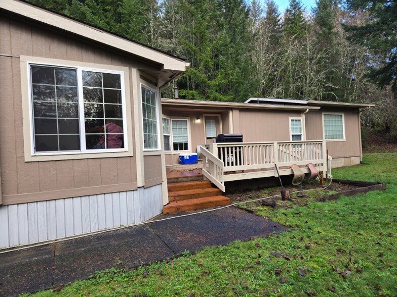 Building Photo - 40721 NE Munch Rd