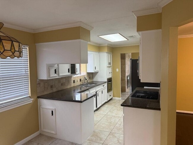 Building Photo - 15111 Paso Real Dr