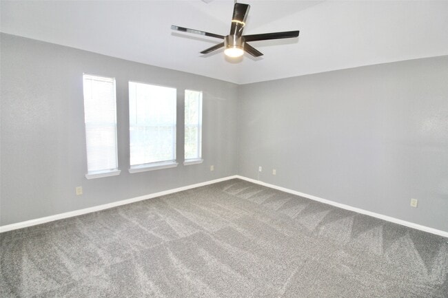 Building Photo - 7423 Edgecraft Dr